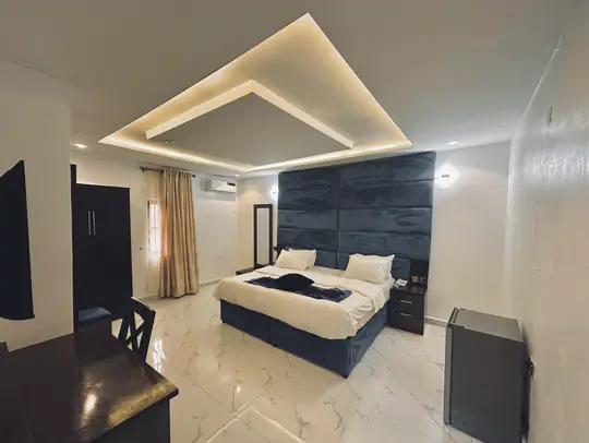 Horizon Suite, photo 3 of 15